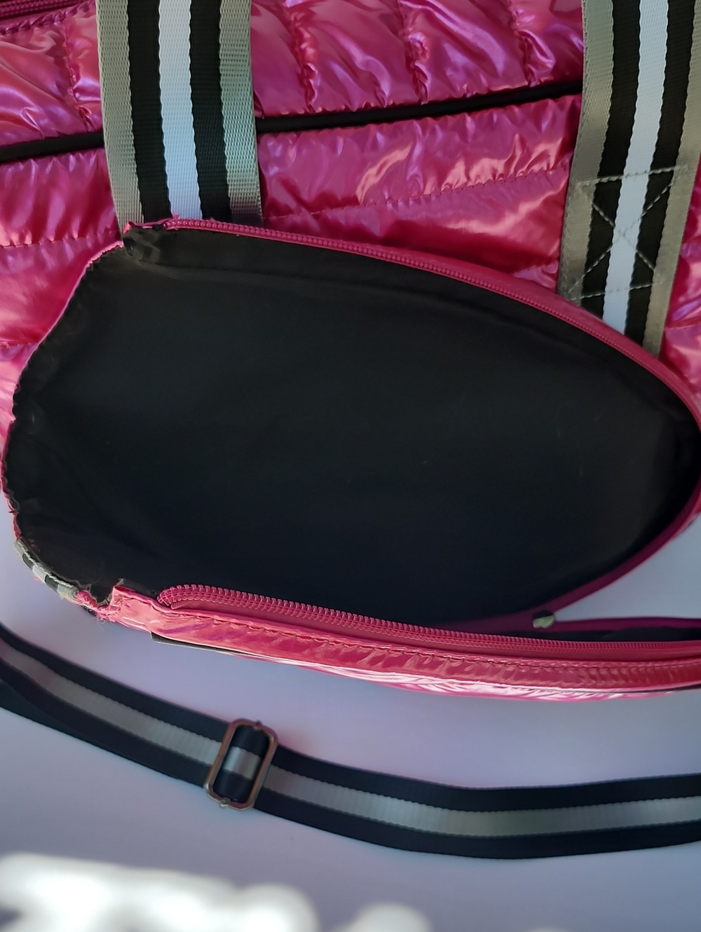 PARKER & HYDE LARGE PINK METTALIC ROYAL COURT PICKLE BALL/TENNIS BAG - Picture 3 of 13